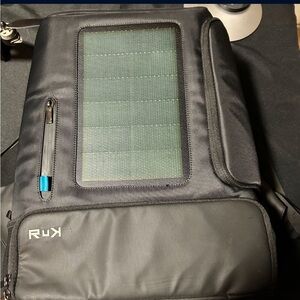 Ruks Infinite Solar Backpack